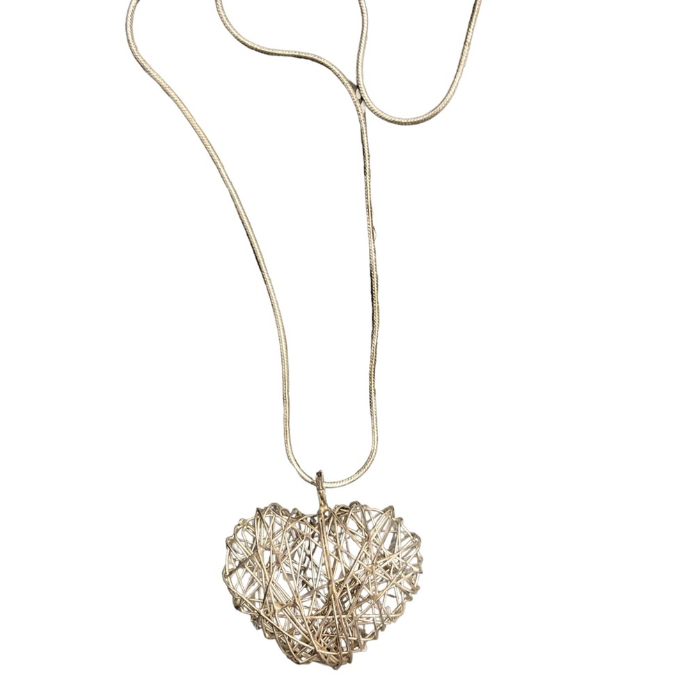 SALE!! STERLING SILVER NECKLACE WIRE HEART PENDANT
